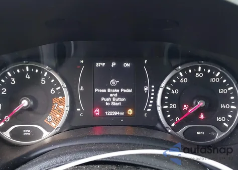 2020 Jeep Renegade Latitude 4X4 from USA, damaged, VIN ZACNJBB14LPL86325